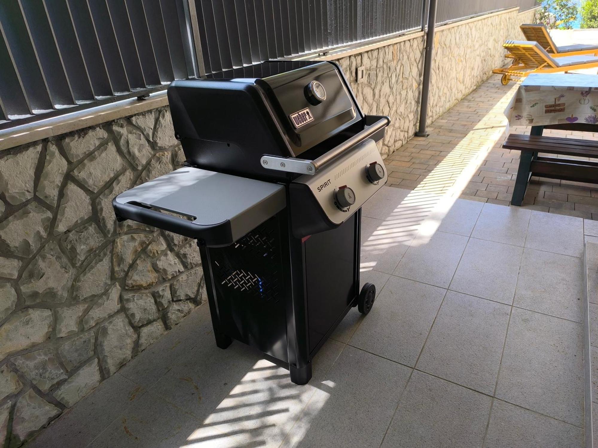 Apartman Emili Malinska Bagian luar foto